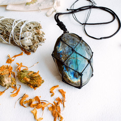 Dragon Heart Labradorite Necklace